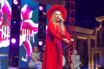 Фотография к новости: Концерт Анны Седоковой в Rixos Aktau во время карантина возмутил актаусцев