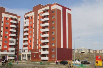 Фотография к новости: Стены намокают во время дождя в 17-ти новостройках Усть-Каменогорска