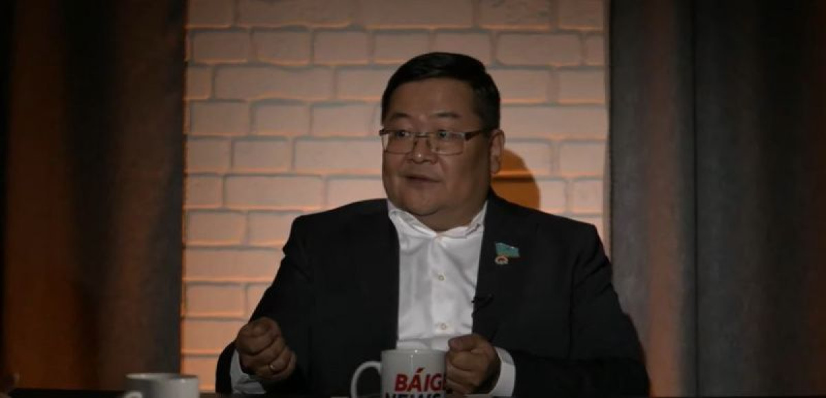 Айдос Сарым сложит полномочия депутата, если в Казахстане заблокируют соцсети