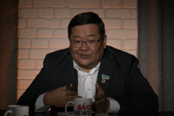 Фотография к новости: "Мы не идиоты" – Айдос Сарым о невозможности полной блокировки соцсетей в РК