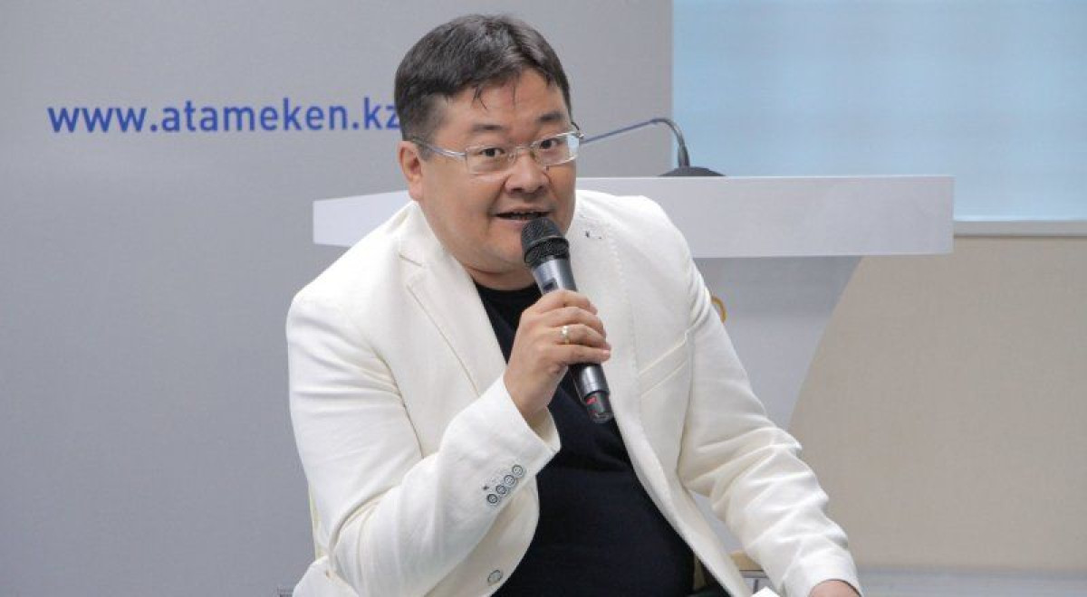 "В Казахстане выросла цена человеческой жизни" - депутат Айдос Сарым о казахстанцах