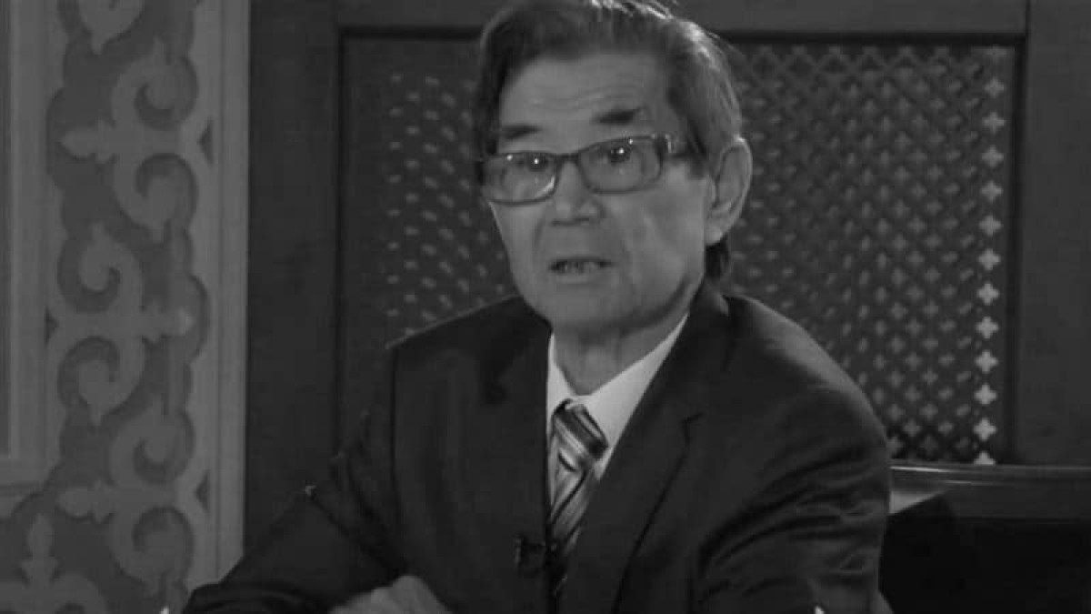 Токаев выразил соболезнования в связи с кончиной писателя Рафаэля Ниязбека