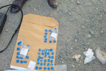 Фотография к новости: Наркозакладчика-автомобилиста задержали на трассе в ВКО