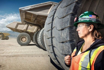 Фотография к новости: Женщинам в Казахстане разрешат работать в мужских профессиях