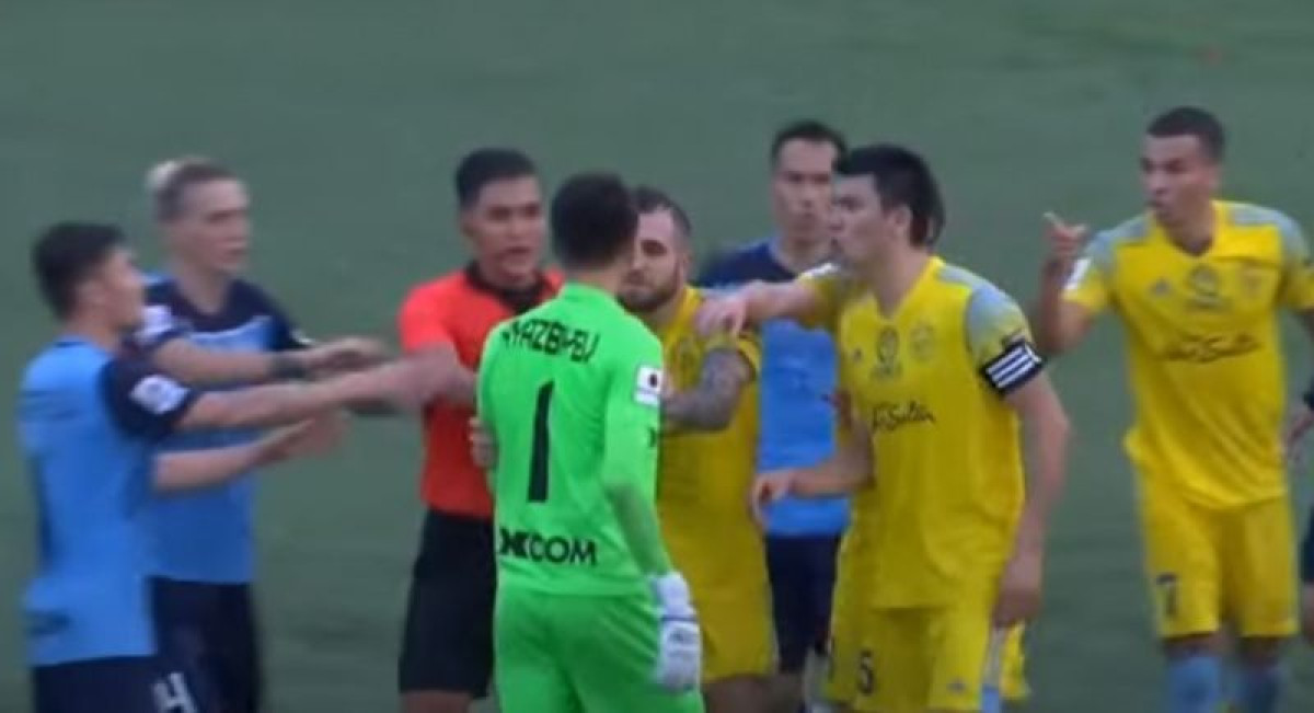 кадр из видео
