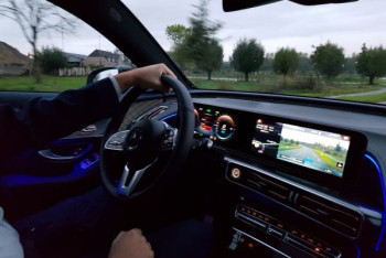 Фотография к новости: Полицейские Алматы спасли жизнь угнавшему авто мужчине: ведется следствие