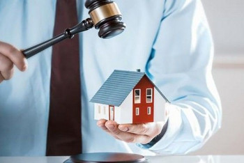 Фотография к новости: Сделать послабления для проблемных заемщиков предложили депутаты в РК