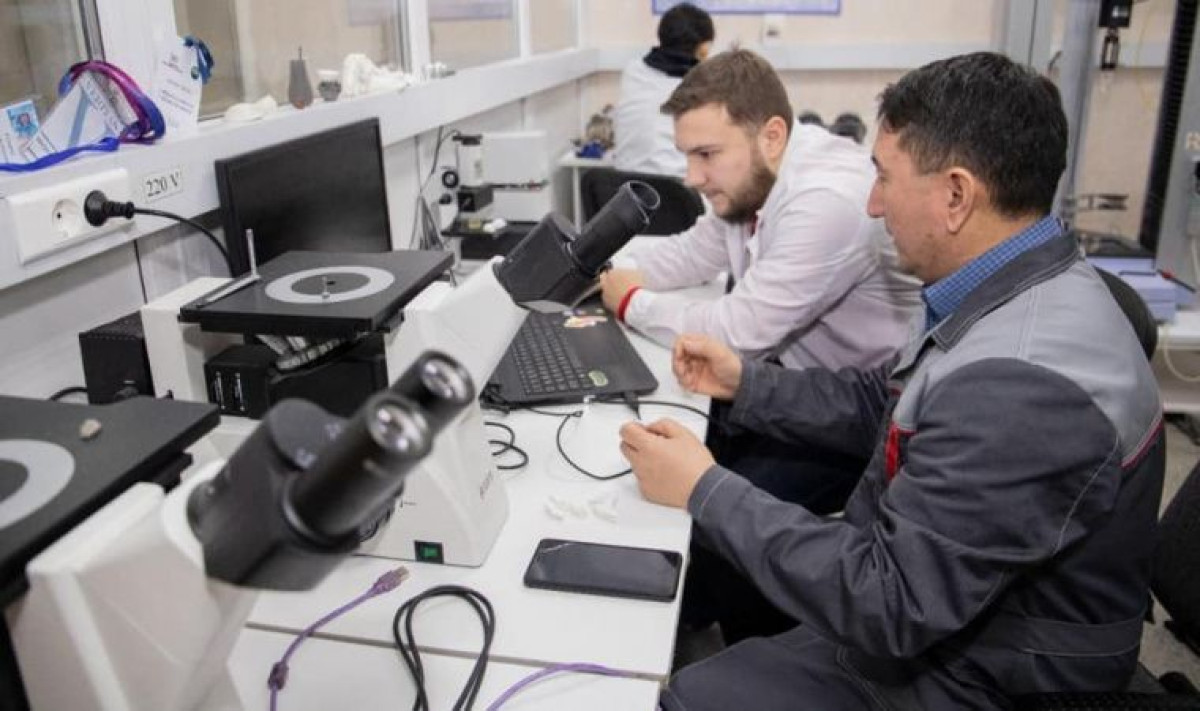 Конструкторы искусственных спутников Земли разработали казахстанские ученые