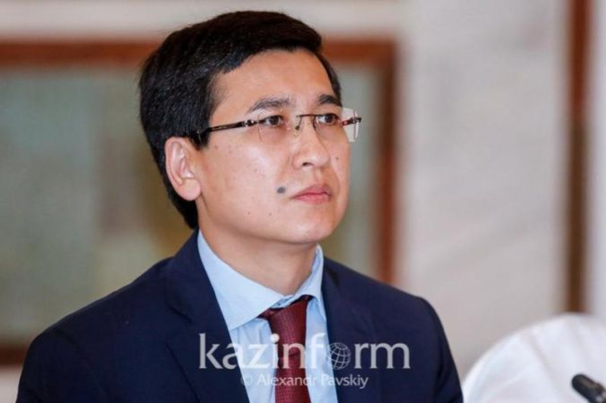 Аймагамбетов раскритиковал строительство новых школ в Казахстане