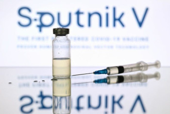 Фотография к новости: Все барьеры для регистрации "Спутника V" в ВОЗ устранены – глава Минздрава РФ