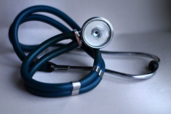 Фотография к новости: Врачи рассказали о состоянии беременной девушки, спрыгнувшей с моста в Нур-Султане