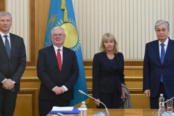 Фотография к новости: В Евросоюзе высоко оценили потенциал будущего визита Токаева в Брюссель