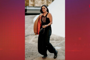 Фотография к новости: 58-летняя Деми Мур пришла на показ мод без нижнего белья