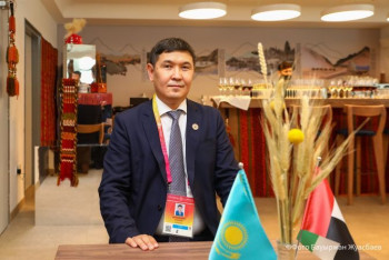 Фотография к новости: Туризм, космонавтика, робототехника. О сотрудничестве с Эмиратами рассказал посол Казахстана