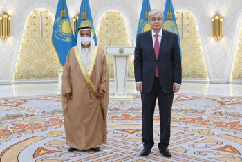 Фотография к новости: Пять тысяч тонн муки отправит Казахстан в Афганистан как гуманитарную помощь