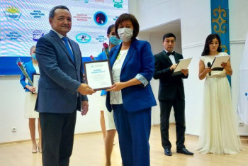 Фотография к новости: Профсоюзных активистов чествовали в Акмолинской области