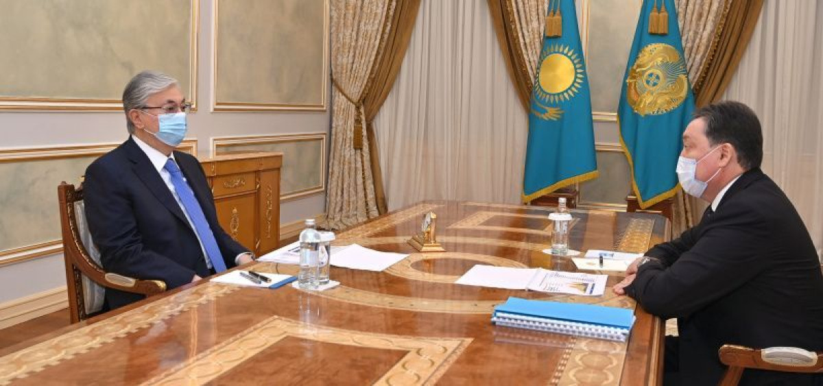 Мамин доложил Токаеву об эпидситуации в Казахстане