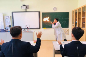 Фотография к новости: "Не выгореть профессионально" - претендент на звание "Учитель мира" из Семея о своих мечтах