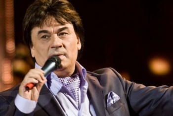 Фотография к новости: Певец Александр Серов госпитализирован в тяжелом состоянии из-за COVID-19