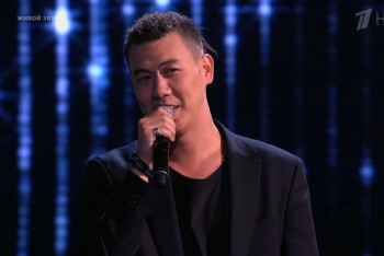 Фотография к новости: "Что у него за связки вообще!" – казахстанец удивил жюри шоу "Голос"