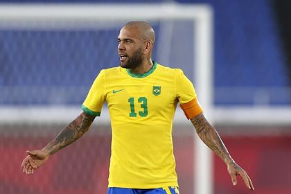 Фотография к новости: Самый титулованный в истории футбола игрок предложил себя "Барселоне"