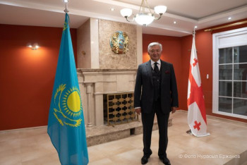 Фотография к новости: Кыпчакский след, нефтяной бизнес и туризм в пандемию: Интервью с послом Казахстана в Грузии