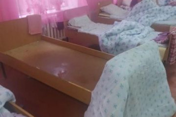 Фотография к новости: Клещи, вода с крыши, хлеб с майонезом: на вопиющие условия пожаловались в интернате Жамбылской области