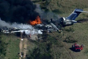 Фотография к новости: В Техасе разбился самолет с пассажирами. Все выжили