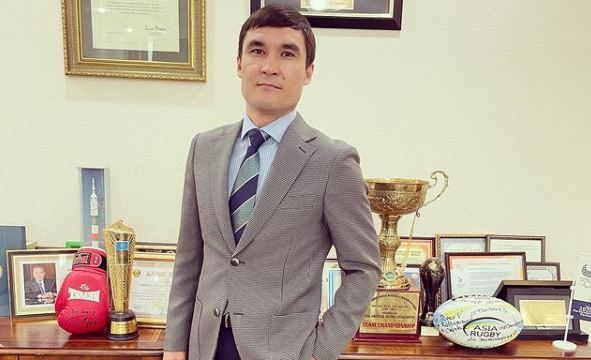 Фотография к новости: "Остаюсь в спорте" - Сапиев об уходе с должности