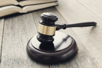 Фотография к новости: Федеральный суд Нью-Йорка наложил санкции на Храпунова и Аблязова