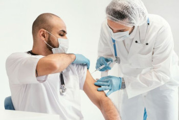 Фотография к новости: 7,2 миллиона человек получили два компонента вакцины от КВИ в Казахстане