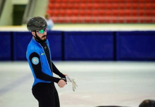 Фотография к новости: Казахстанцы дебютировали на этапе Кубка мира по шорт-треку в Пекине