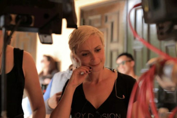 Фотография к новости: Родители убитой Болдуином женщины-оператора требуют возмездия