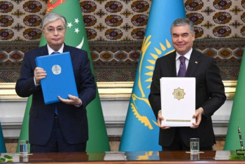 Фотография к новости: "Казахстан решительно поддерживает миролюбивую политику Туркменистана" - Токаев