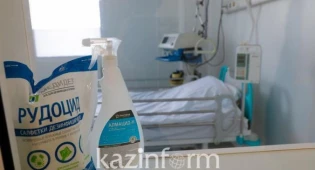 1106 россиян умерло от коронавируса за сутки