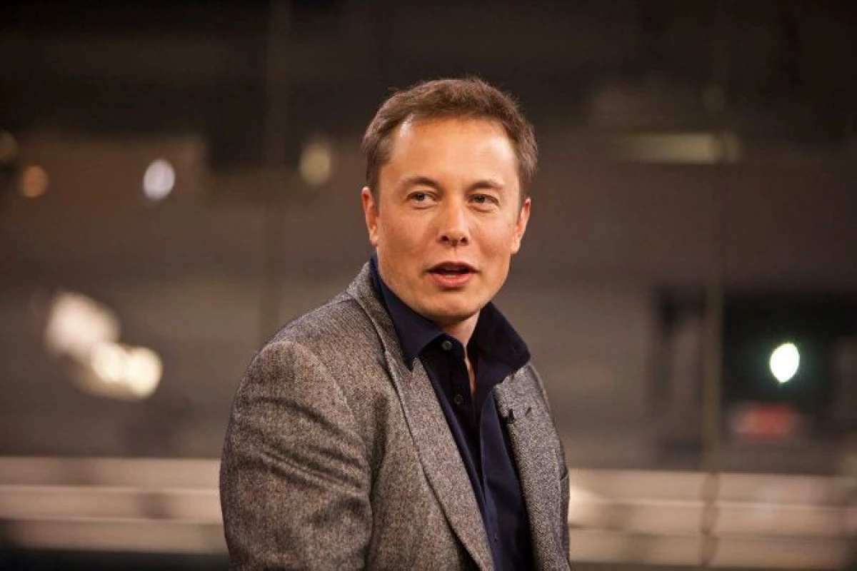 instagram/@elonmusk