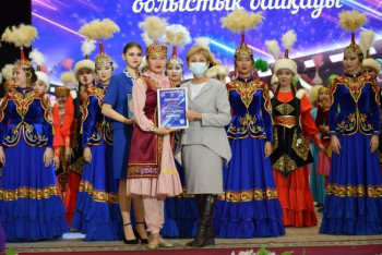 Фотография к новости: Лучшие танцевальные коллективы определены в Акмолинской области