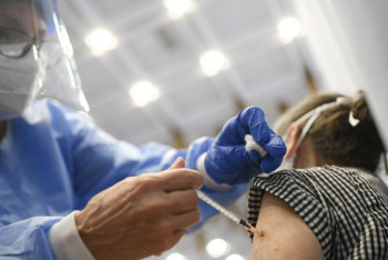 Фотография к новости: Разработчик "Спутника V" объяснил вероятность заболеть коронавирусом у привитых