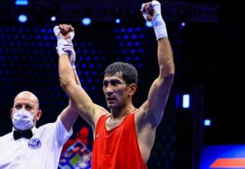 Фотография к новости: Казахстанский боксёр нокаутом выиграл бой чемпионата мира-2021