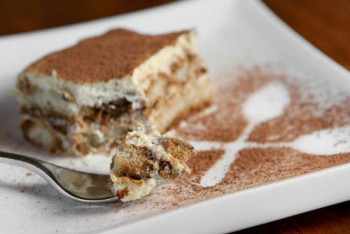 Фотография к новости: В Италии умер создатель десерта тирамису