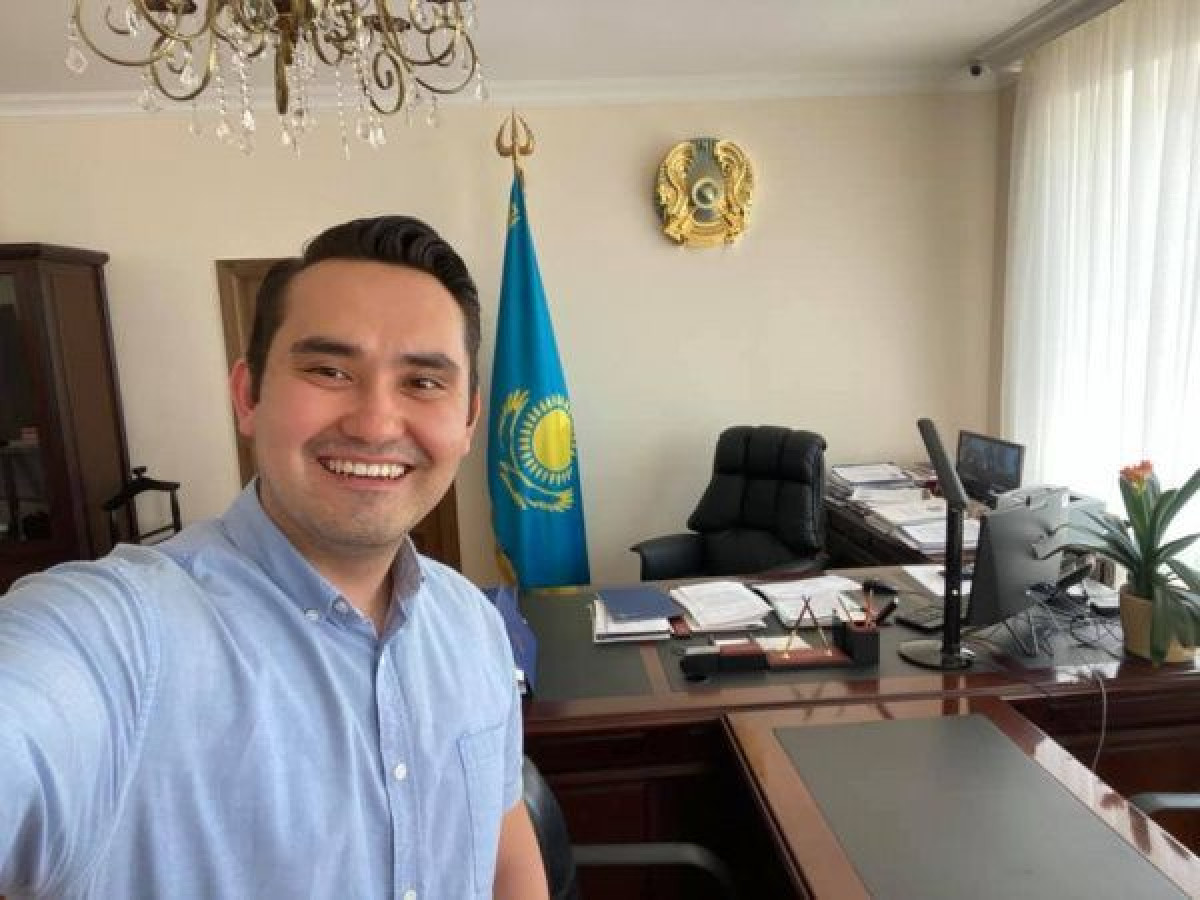 Facebook / Шакарим Сейсенбай
