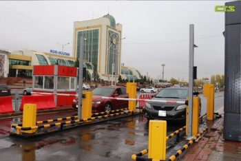 Фотография к новости: Бесплатную парковку отменили на старом вокзале Нур-Султана