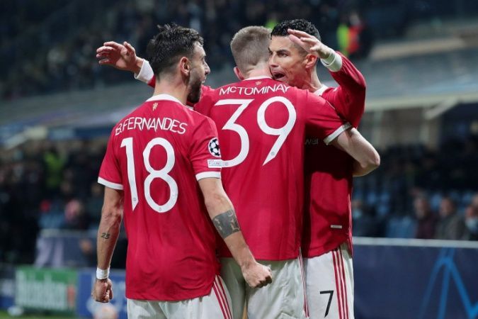 Фотография к новости: Дубль Роналду спас "Манчестер Юнайтед" от поражения "Аталанте"