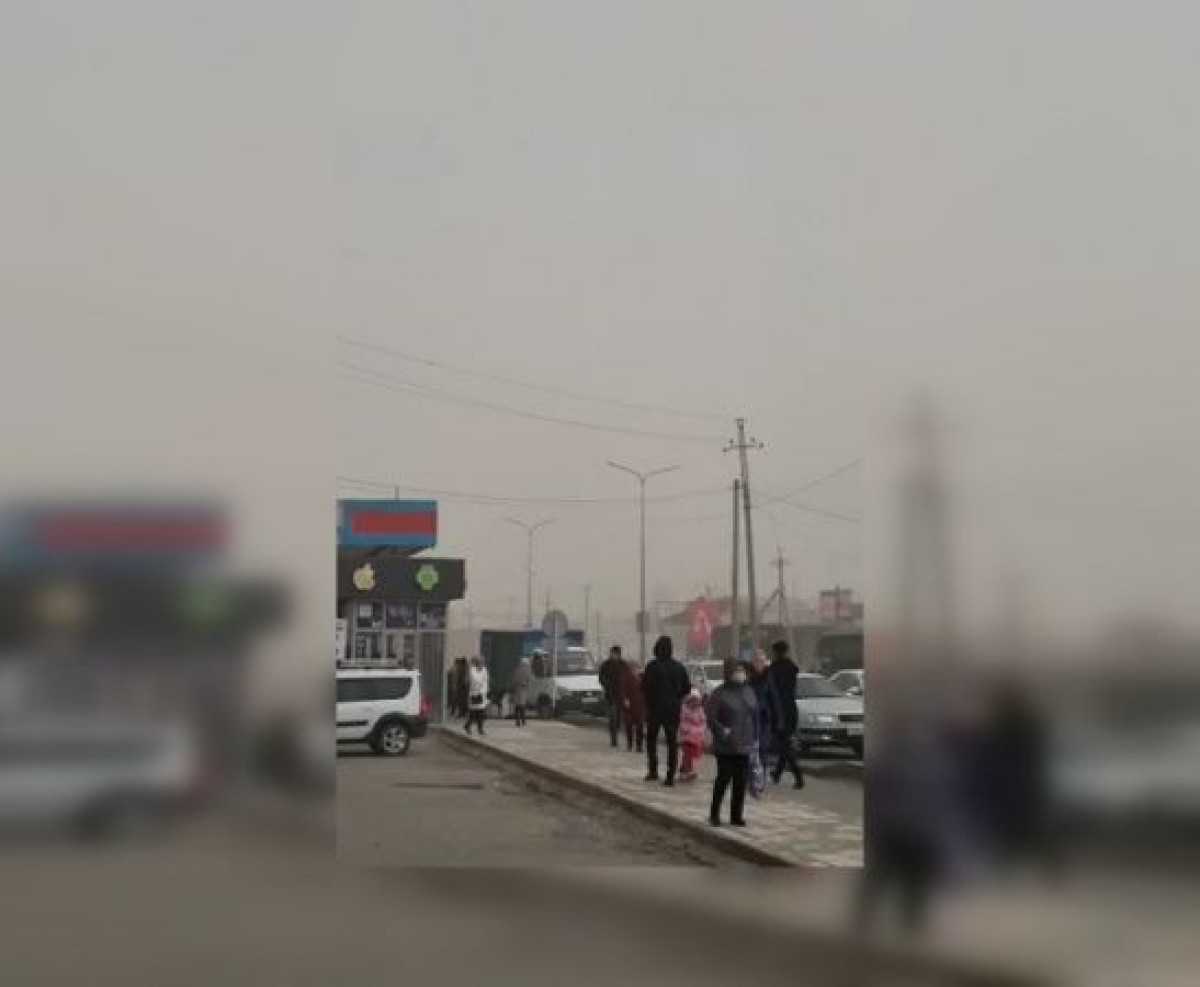 Пыльная буря накрыла Шымкент