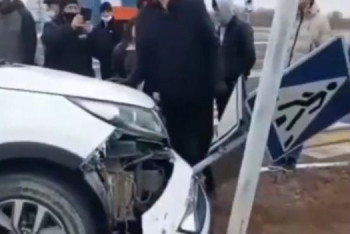 Фотография к новости: Перепутала педали: курсант разбила машину на автодроме в Уральске