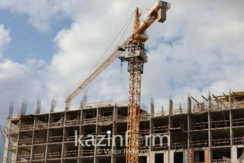 Фотография к новости: 160 семей не смогли заселиться в квартиры по "Нурлы жер" без коммуникаций в Туркестанской области