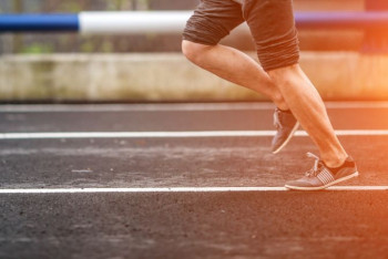 Фотография к новости: 77-летний астанчанин занял второе место на марафоне в Нью-Йорке