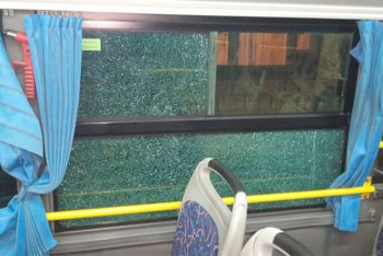 Фотография к новости: Закидавших камнями автобусы школьников наказали в Алматы