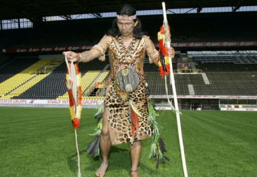 Фотография к новости: Футболистов обвинили в черной магии для победы и выхода на ЧМ-2022