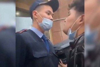 Фотография к новости: Троих парней наказали за пранк в алматинском метро